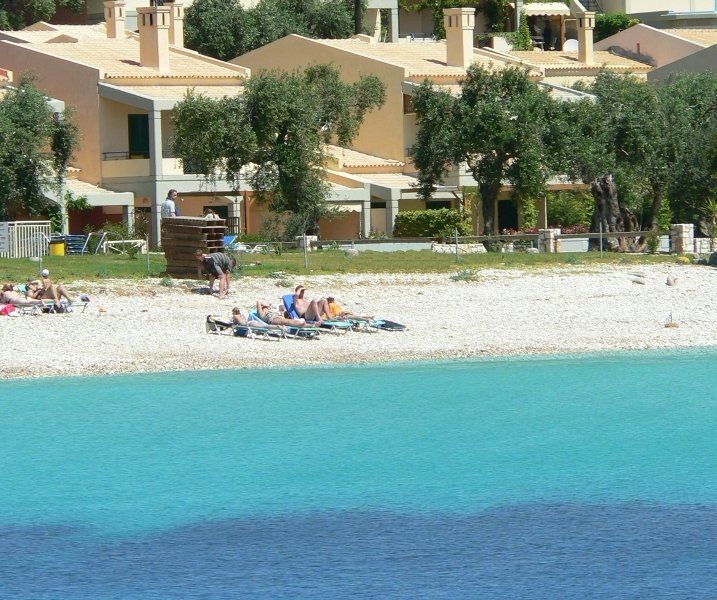 La Riviera Barbati Seaside Luxurious Apartments - Corfu Mparmpati Eksteriør billede
